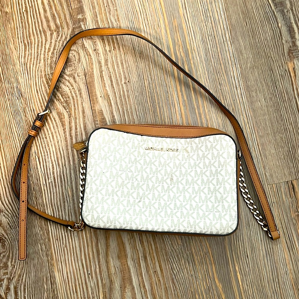 Michael Kors Crossbody Purse